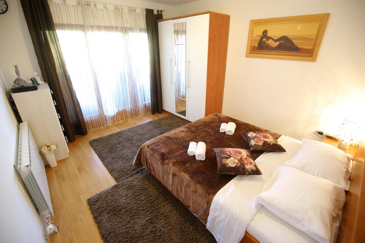 Holiday House Dolce Vita Sukošan Kültér fotó